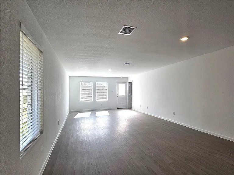 3132 Sunset Glory Dr — Photo 10