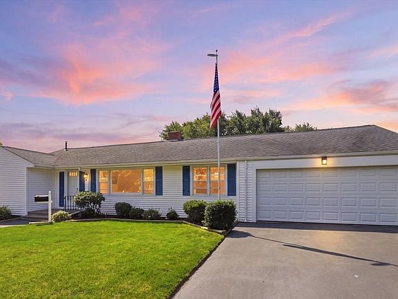 2nd image of 18 Picard Ct