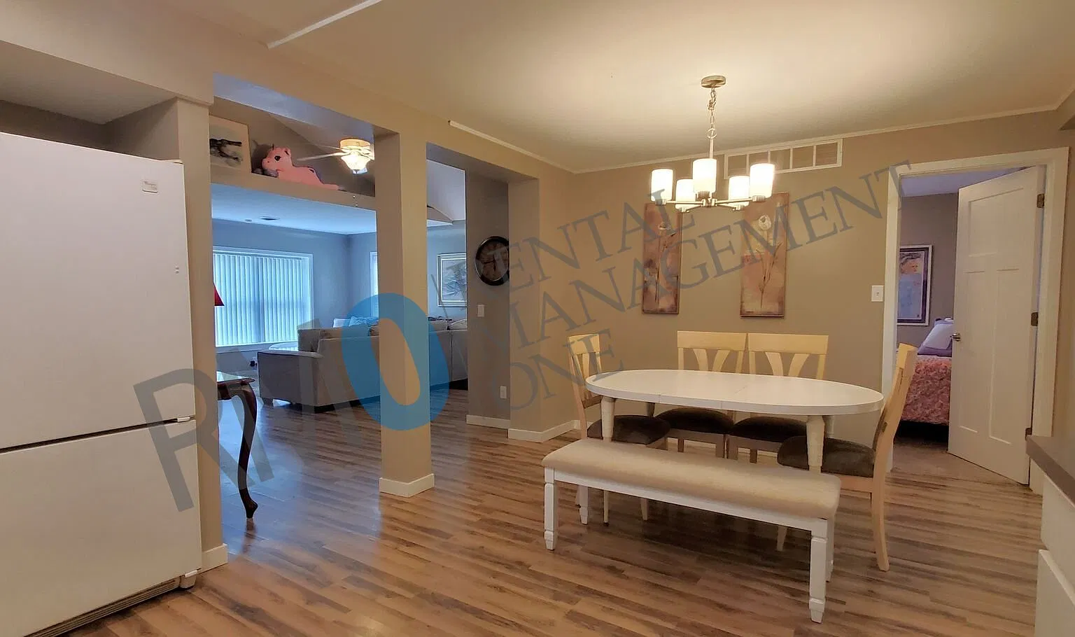 Monthly Furnished Rental, Dog-Friendly, Utilities Included — Photo 4