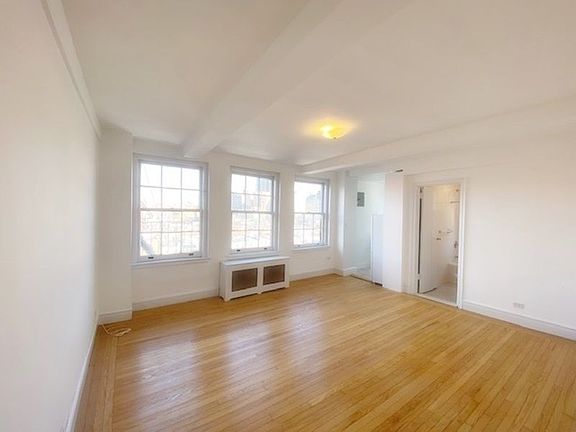 4th image of 51 W 86th St #1204I