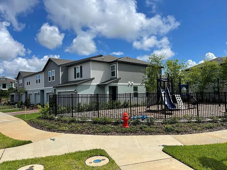 407 Legacy Loop — Photo 61