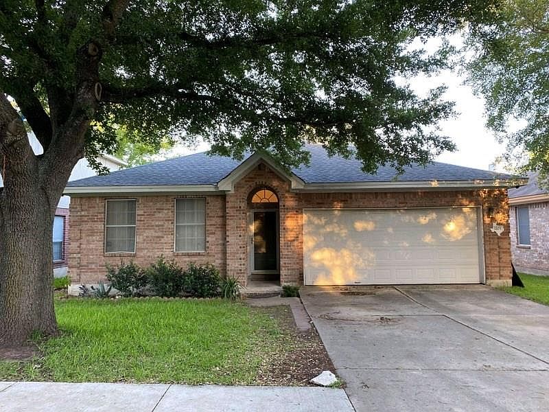 1st image of 1105 Gazania Dr