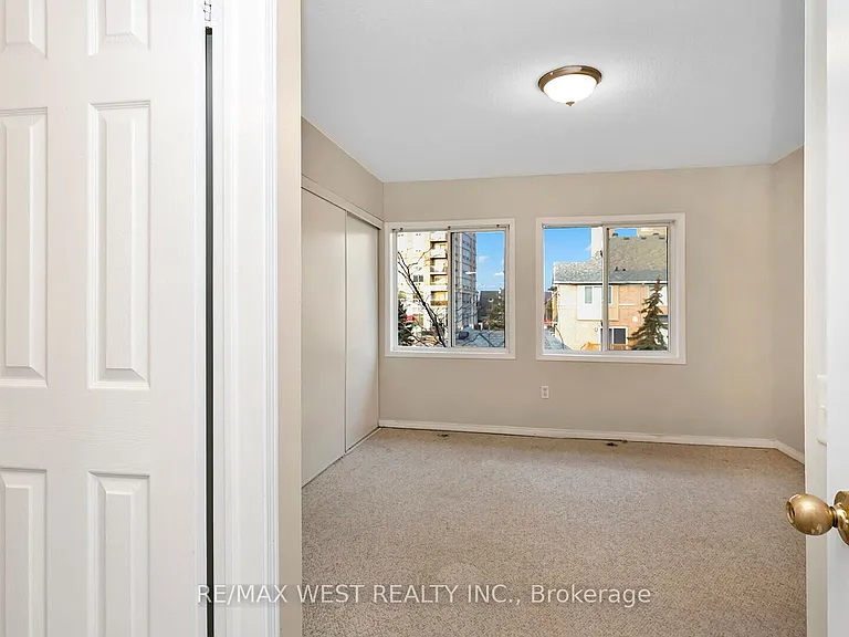 50 Strathaven Dr #75 — Photo 22