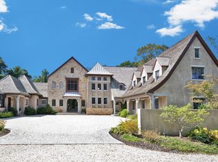 100 Sweet Hollow Rd, Huntington, NY 11743