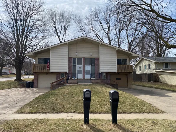 11407 Elm St, Omaha, NE 68144