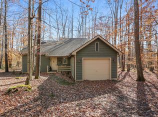 385 Maple Ave, Davis, WV 26260