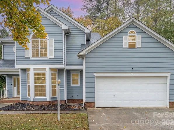 11136 Scrimshaw Ln, Charlotte, NC 28215