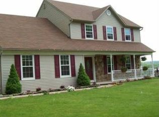 7635 Furnace Rd, Slatington, PA 18080
