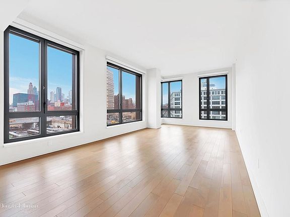 3rd image of 550 Vanderbilt Ave APT 408