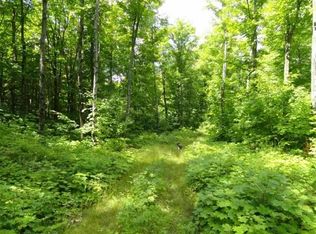 211 Pine Martin Rd, Negaunee, MI 49866