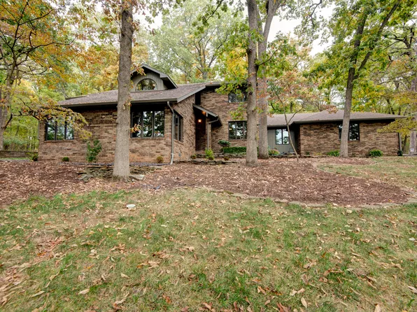 4915 E Royal Drive, Springfield, MO 65809