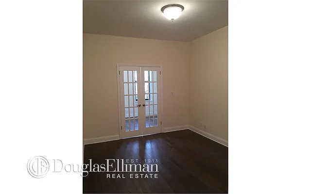 Rented by Douglas Elliman | media 16