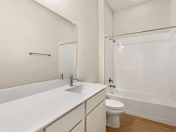 5th image of 7724 Skytree Dr #Lpay9w