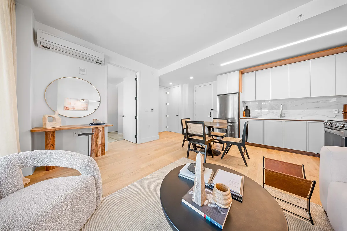 Building Photo - 570 Fulton St #9B
