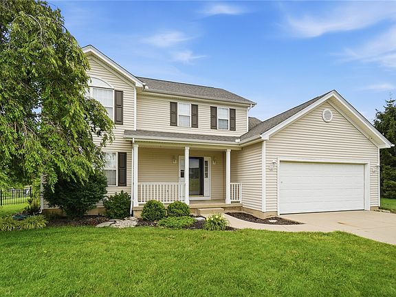2nd image of 818 Nueway Dr