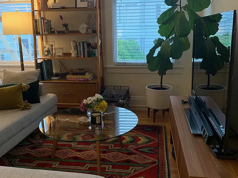 2810 Gough St #4 — Photo 8