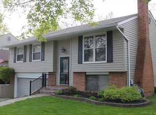 2829 Majestic Ct, Troy, MI