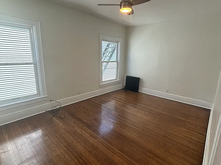 537 W Ferry St #3 — Photo 6