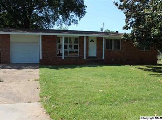 3012 Bayless Dr SW, Huntsville, AL 35805