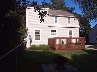 1128 N 15th St, Manitowoc, WI 54220