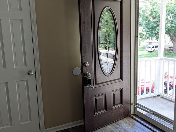 3rd image of 1823 SE 3rd St