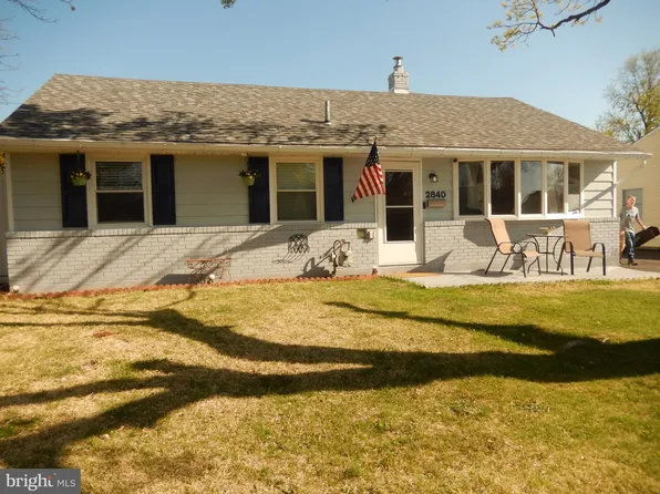 2840 Clifton Dr, Bensalem, PA 19020