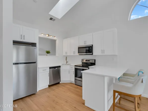 13 Canterbury Drive #13H, Monroe, NJ 08831