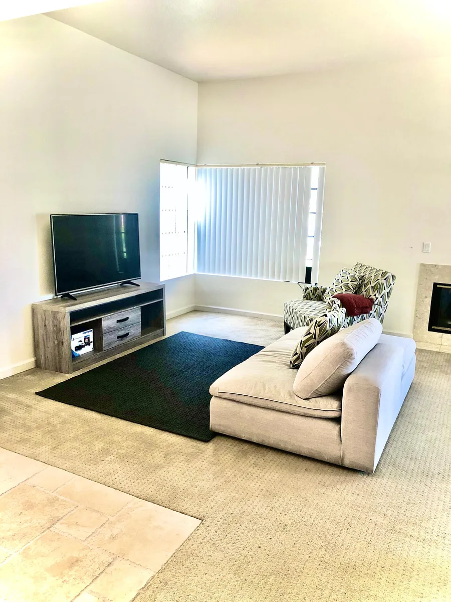 Building Photo - 9310 Towne Centre Dr #74