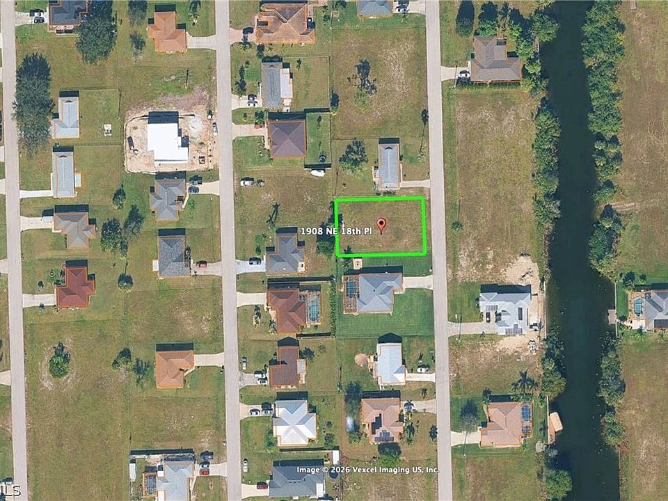 1st image of 1908 NE 18th Pl