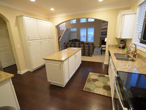 5th image of 5884 Fultonham Dr