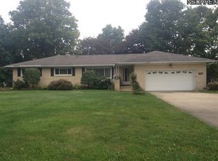 884 Kertesz Rd, Clinton, OH 44216