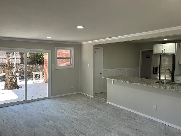3404 Martin Lydon Ave — Photo 5