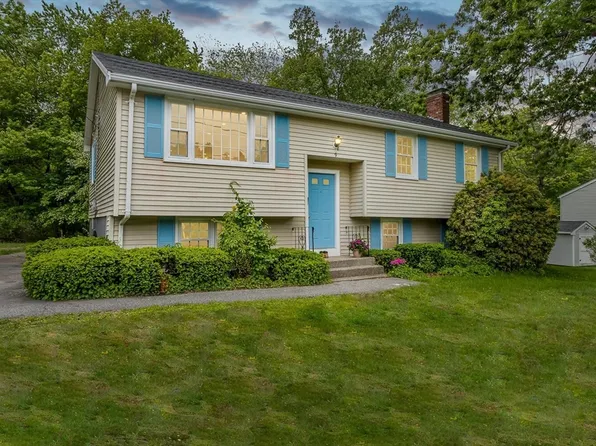 9 Linda St, Foxboro, MA 02035