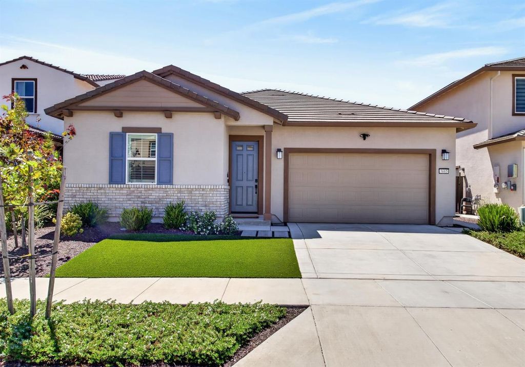 5685 Sailrock St, Sacramento, CA 95835 home