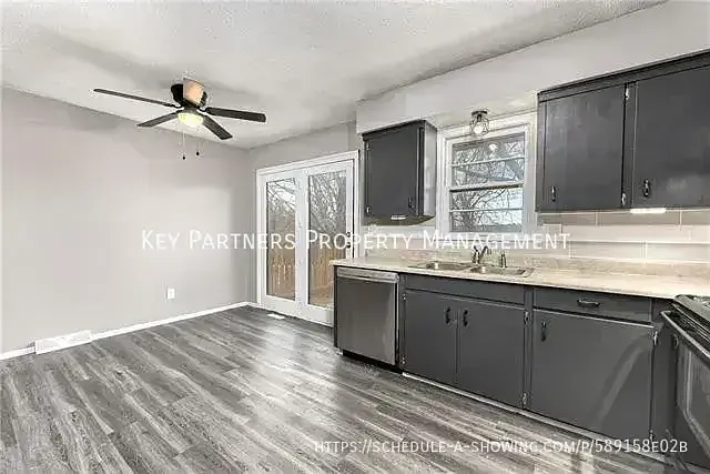 15312 E 48th St — Photo 8