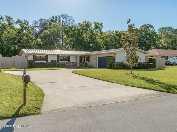 576 Ponderosa St, Melbourne, FL 32904