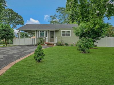 1015 Martinstein Avenue, Bay Shore, NY, 11706
