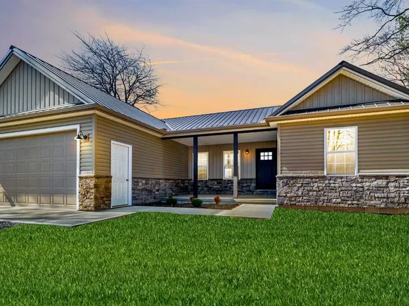 116 Black Hawk Dr, Franklin Township, OH 45171