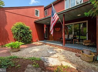 311 Chestnut St, Falls Church, VA 22046