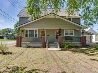 31 Square St, Pelzer, SC 29669