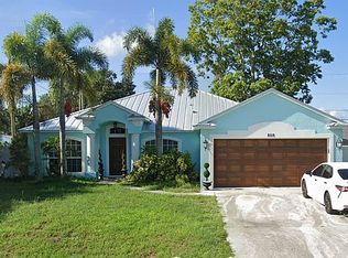 808 SW McCoy Ave, Port Saint Lucie, FL 34953