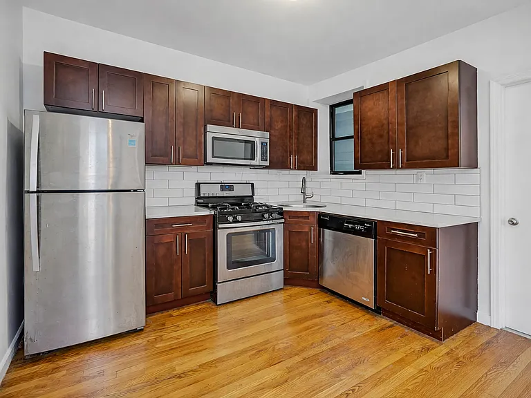 312 W 142nd St #1R — Photo 8