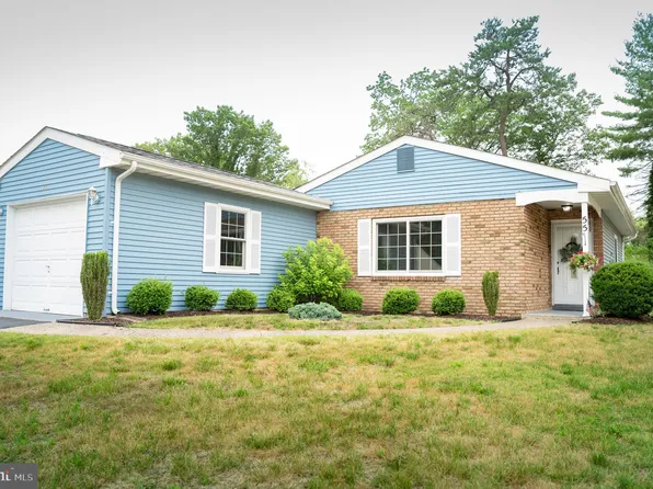 55 Kingston Way, Southampton, NJ 08088