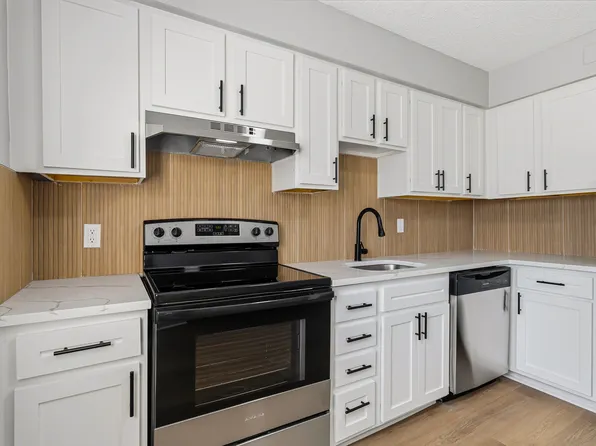 The Reserve @ BLU Townhomes