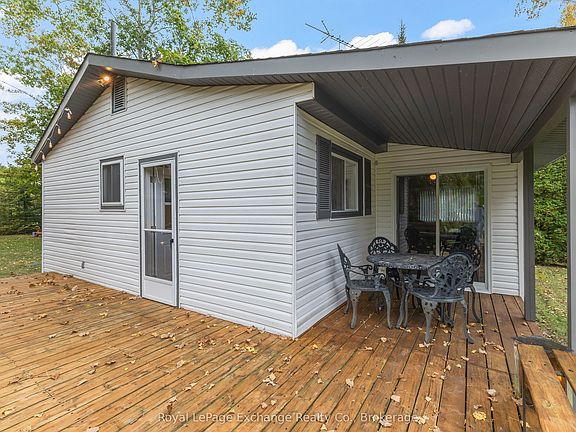 4th image of 97 Smith Ln