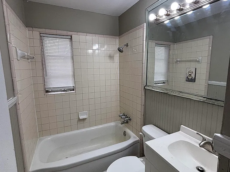 4922 Given Ave — Photo 9