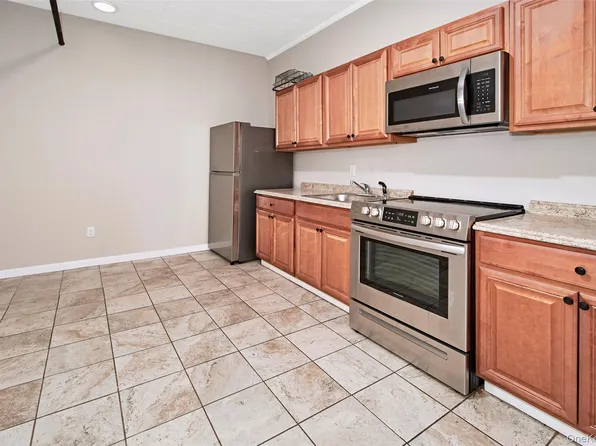 97 Broadway Room 2, Verplanck, NY 10596