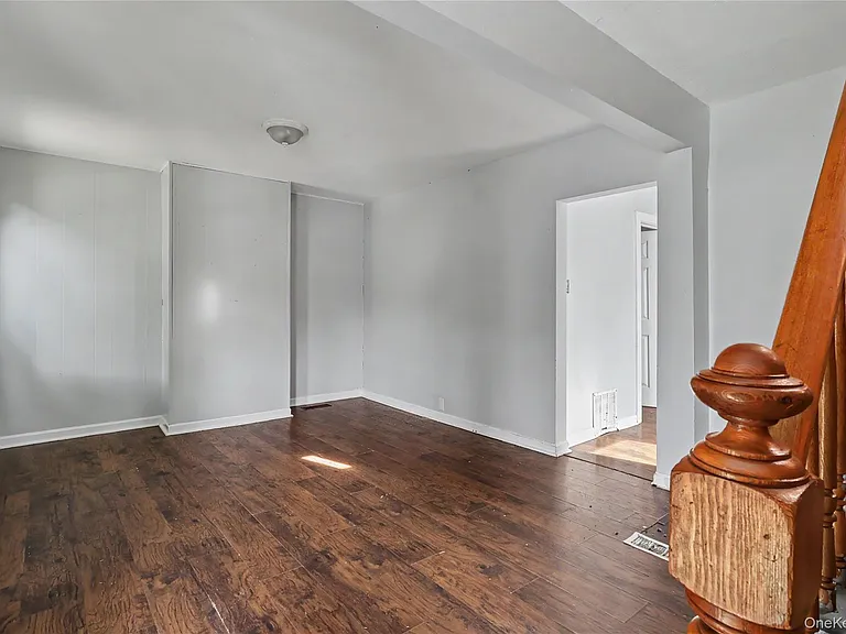 39 Spruce St — Photo 20
