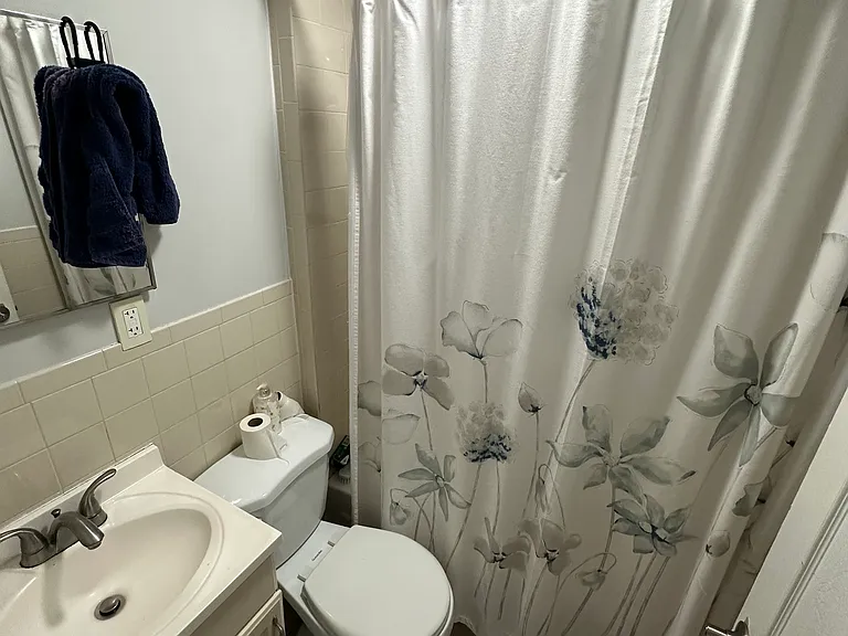 26 Shelby St #2 — Photo 4
