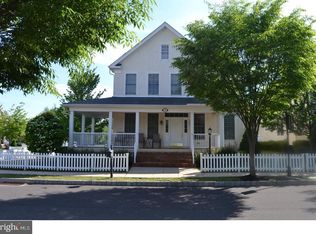 410 Dornishwood Pl, Chalfont, PA 18914